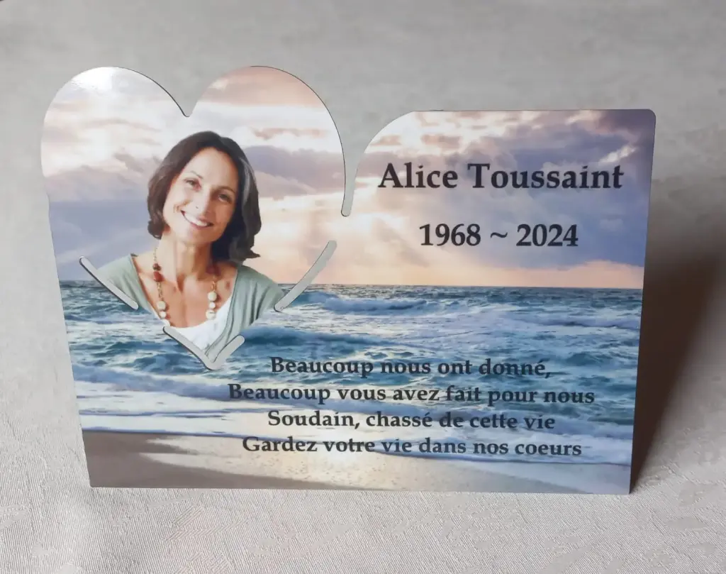 DURALUXE Photo stand Heart 200mm x 150mm Horizontal