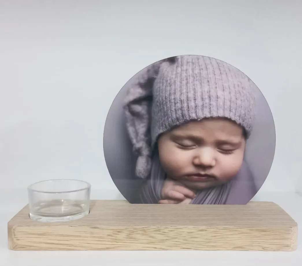 Photo stand candle